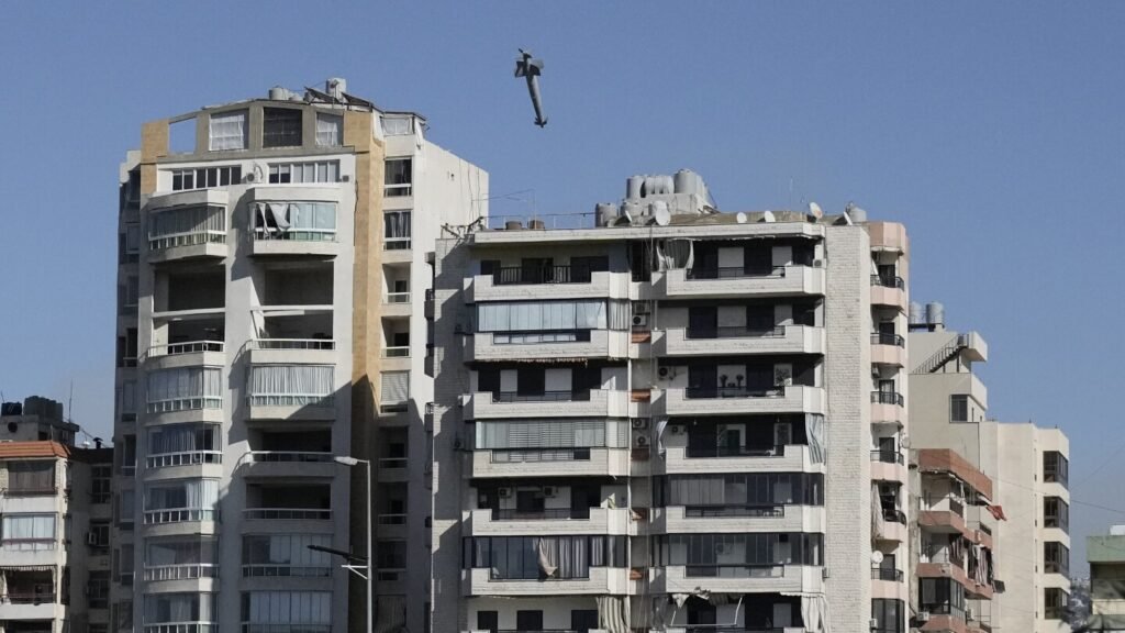 Image captures the exact moment an Israeli missile struck a building in Beirut