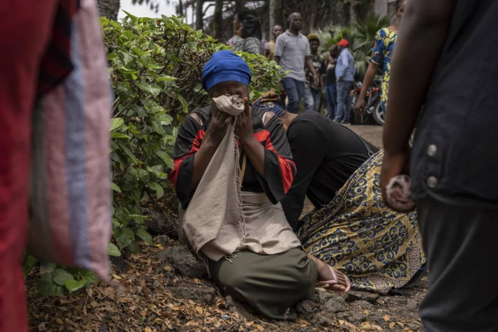 50 people feared dead after boat capsizes in Congo