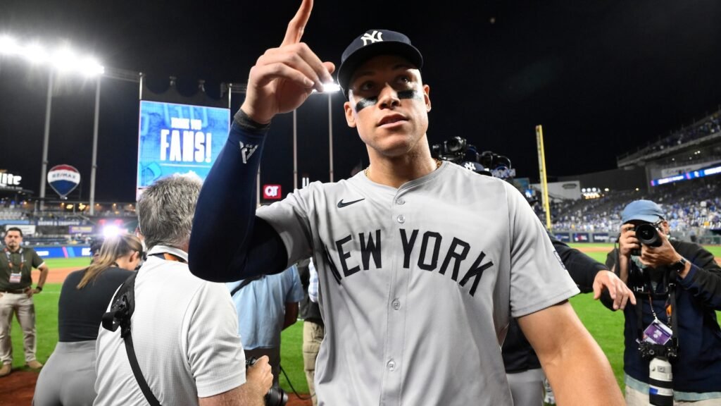 "Big Spender" is the theme song for the MLB Final Four, in which the highly paid Mets, Yankees, and Dodgers reach the LCS.